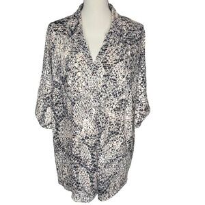 Cathy Woman Top Sheer Stripe Print 2 Chest Pockets Collared V Neck Button Down